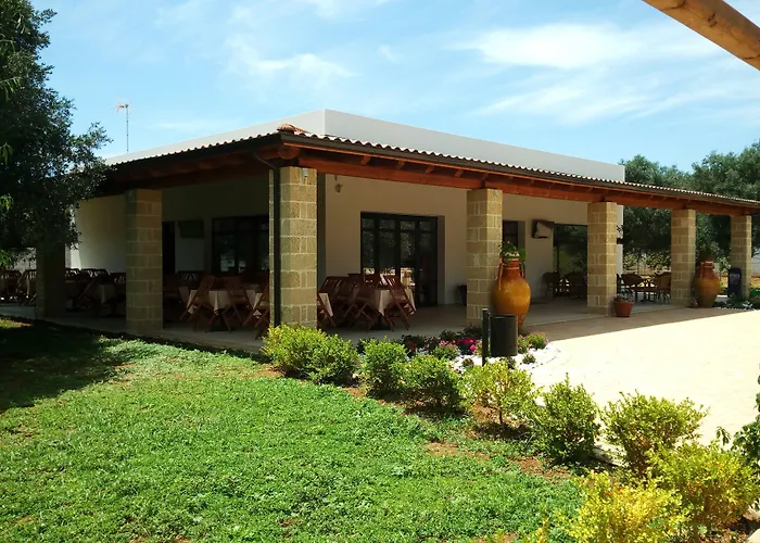 Apart Otel Gli Ulivi 4*