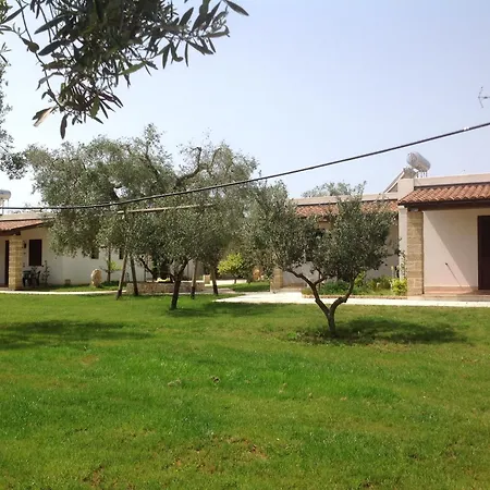 Gli Ulivi Leverano