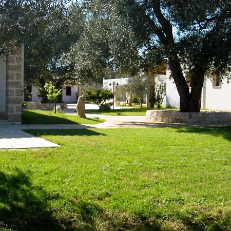 Gli Ulivi 3*
